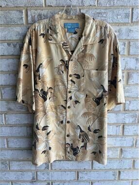 Bermuda Bay 100% Silk Short Sleeve Button Up Tropical Shirt Men's Size L
